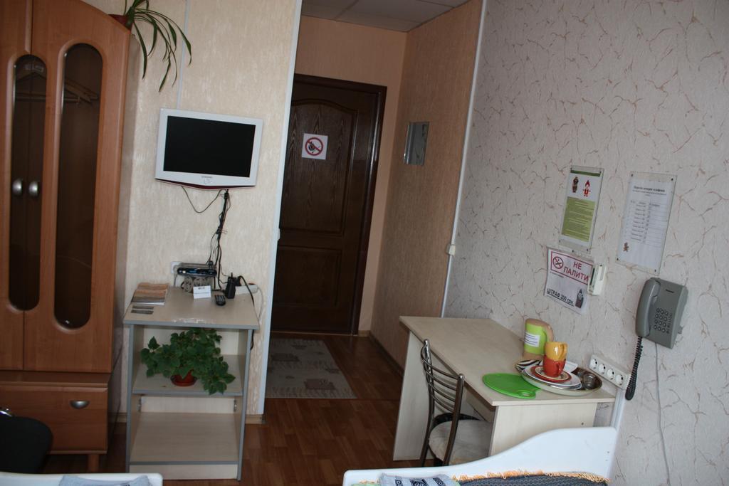 Motel Pid Strihoyu Krementsjoek Kamer foto